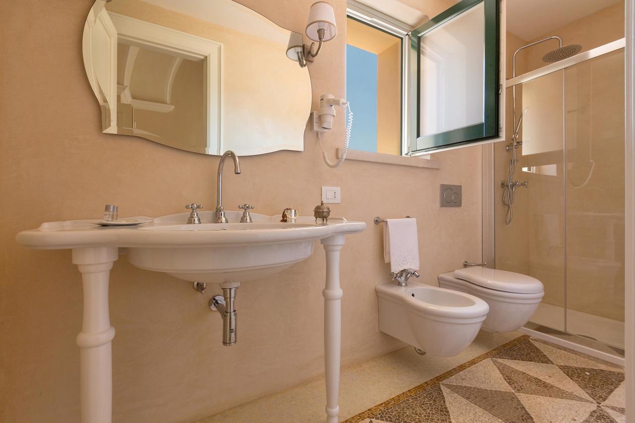 Palazzo Fasti Bed & Breakfast Casarano Exterior foto