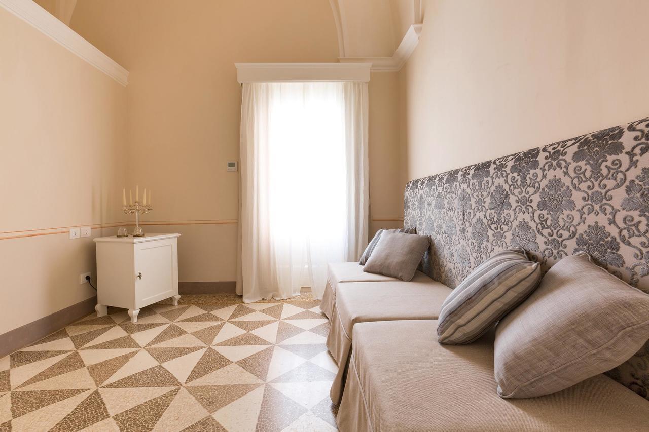 Palazzo Fasti Bed & Breakfast Casarano Exterior foto