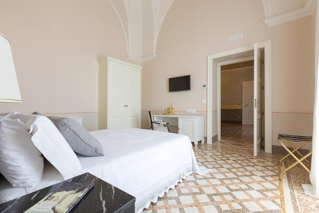 Palazzo Fasti Bed & Breakfast Casarano Exterior foto