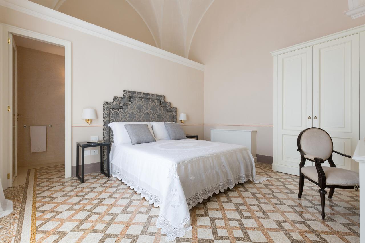 Palazzo Fasti Bed & Breakfast Casarano Exterior foto